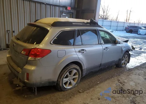 2013 Subaru Outback 2.5I Premium z USA, uszkodzony, nr VIN 4S4BRCCC5D3210177
